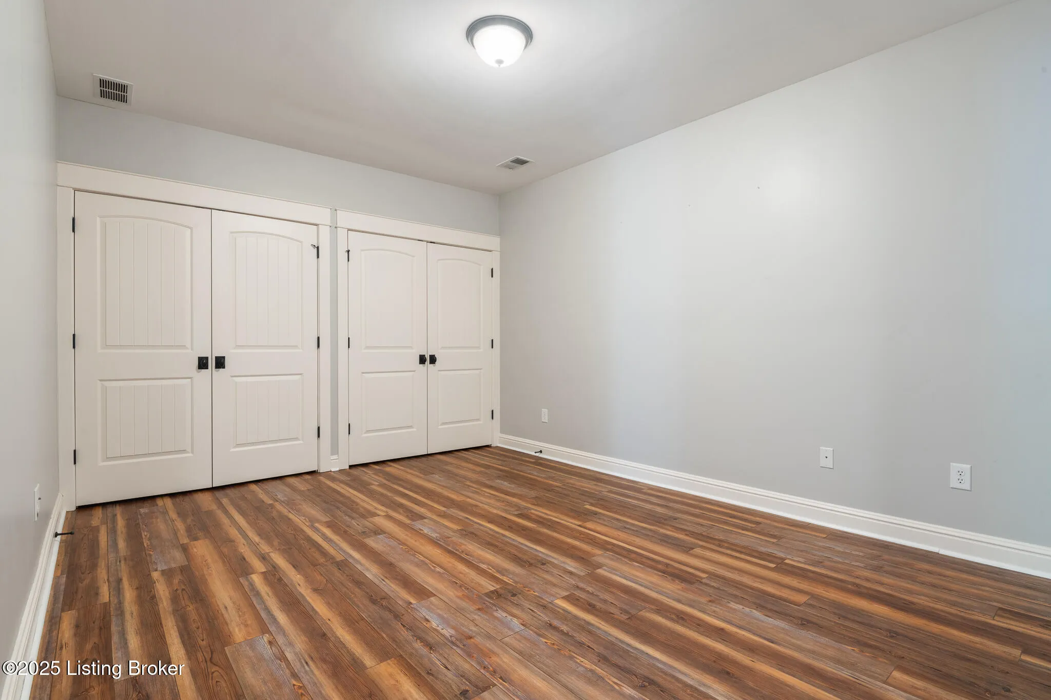 Crestwood, Kentucky 40014, United States, 5 Bedrooms Bedrooms, ,6 BathroomsBathrooms,Residential,Active,203218