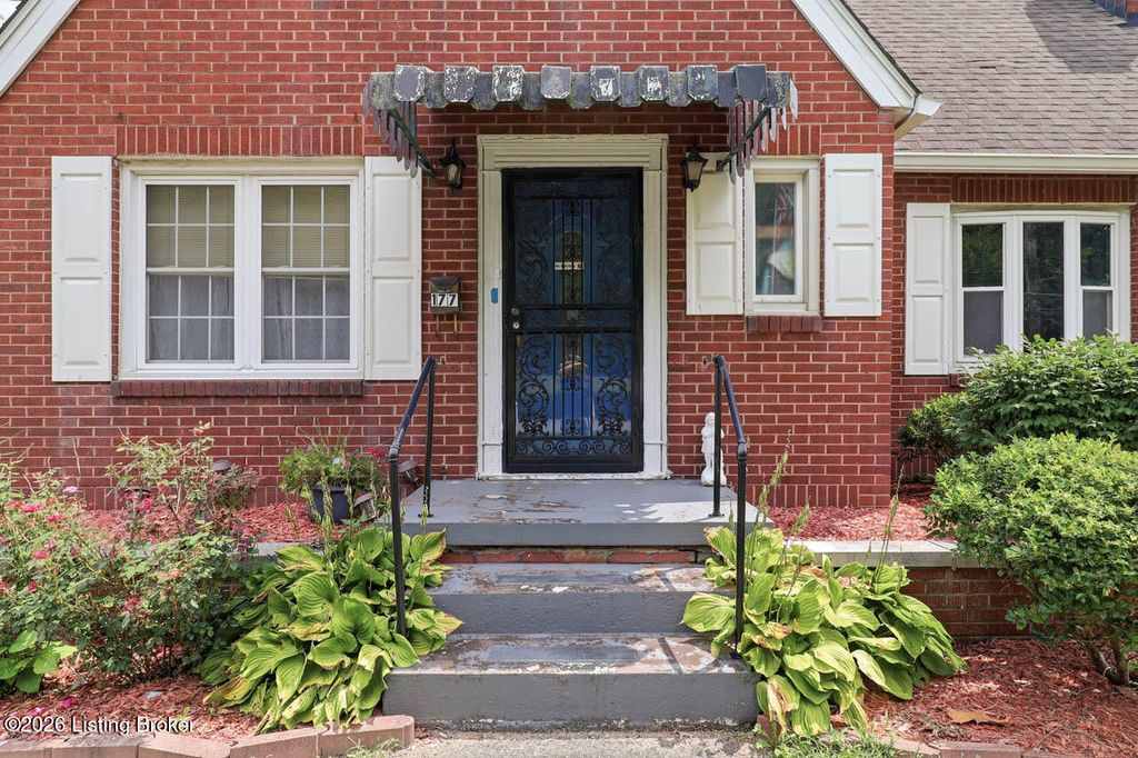 Photo of 177 N Church St, Austin, IN 47102 (MLS # 1724039)