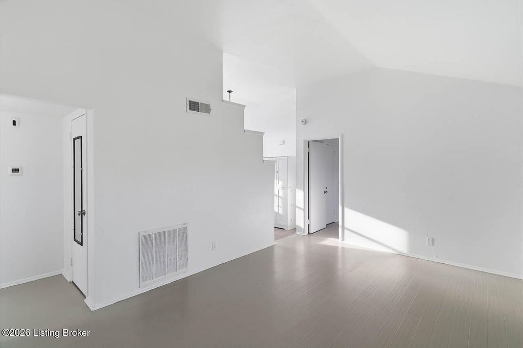 Photo of 13404 Dixie Hwy, Louisville, KY 40272 (MLS # 1715299)