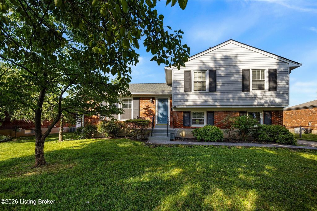 Photo of 2414 Parkdale Ave, Louisville, KY 40220 (MLS # 1719690)