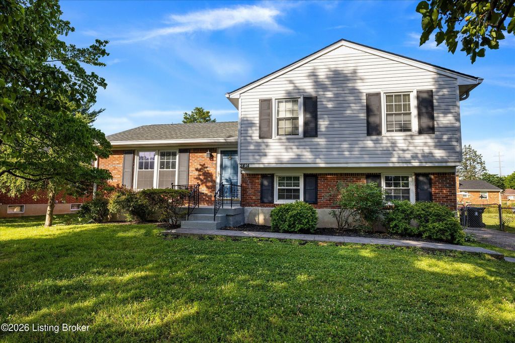 Photo of 2414 Parkdale Ave, Louisville, KY 40220 (MLS # 1719690)