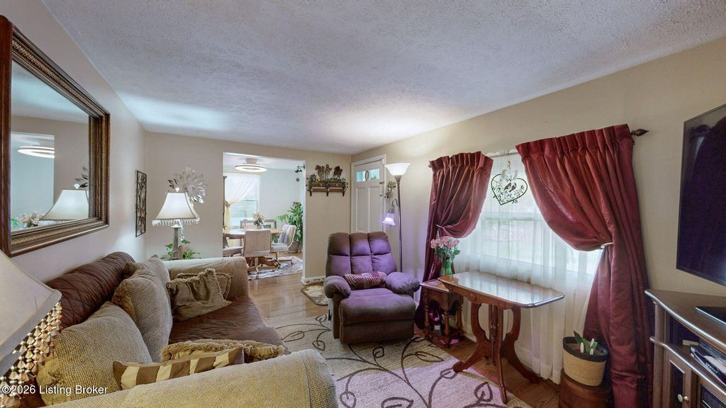 Photo of 102 Cherry St, Vine Grove, KY 40175 (MLS # 1714471)