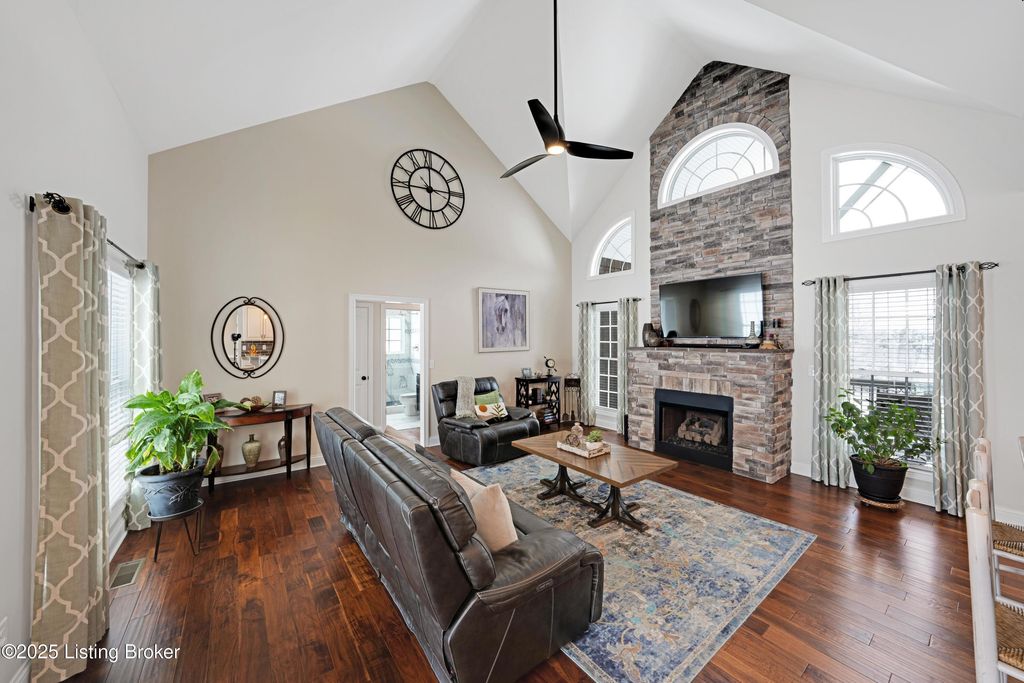 Photo of 9100 Hassy Way, Louisville, KY 40299 (MLS # 1710673)