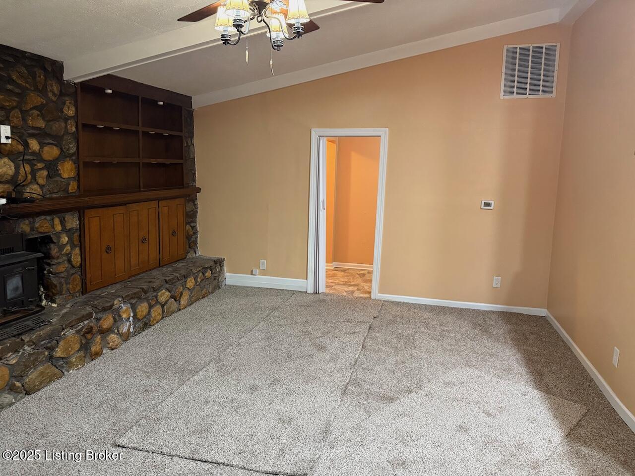 3208 Hillview Dr, Louisville, Pennsylvania image 17