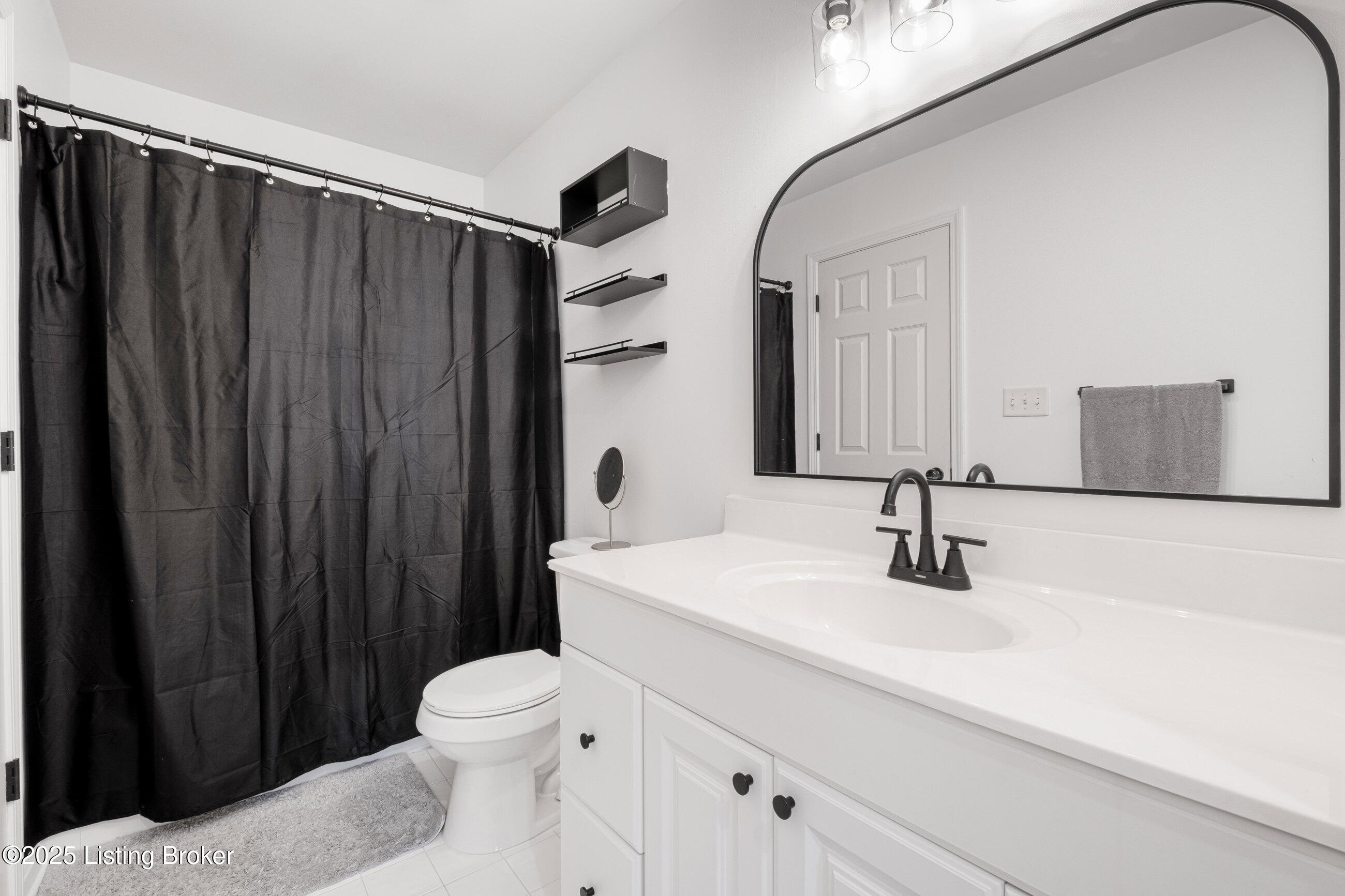 2106 Martybrook Ct, La Grange, Pennsylvania image 32