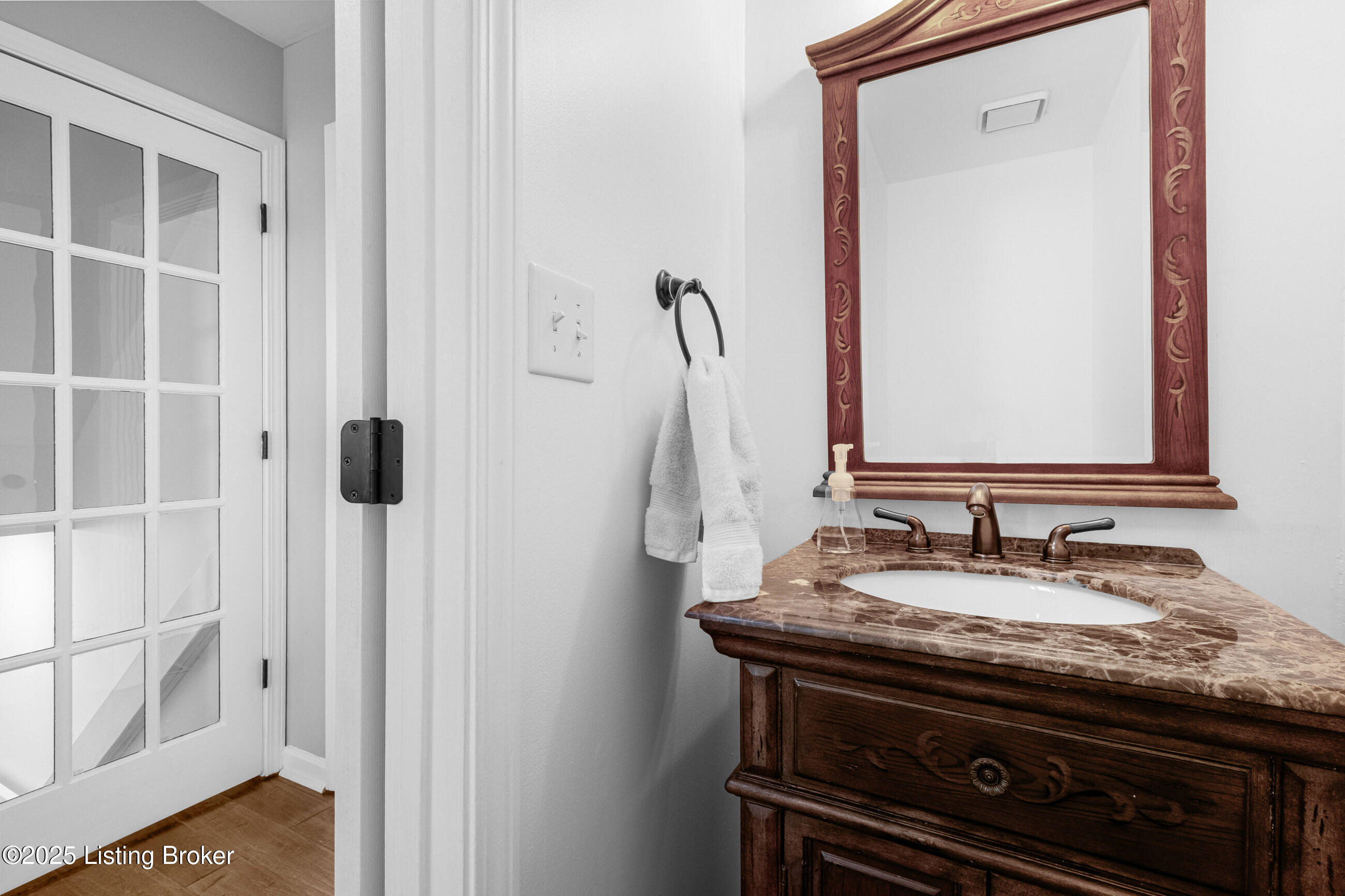 2106 Martybrook Ct, La Grange, Pennsylvania image 19