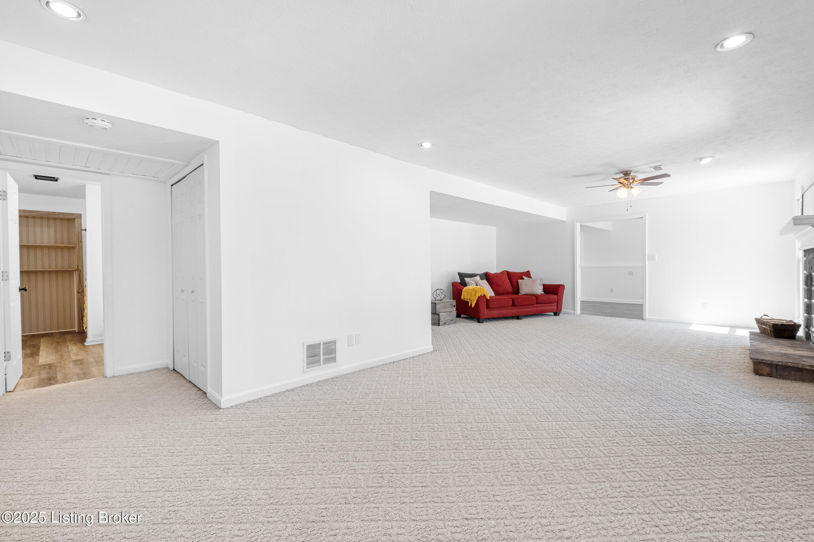 2106 Martybrook Ct, La Grange, Pennsylvania image 42
