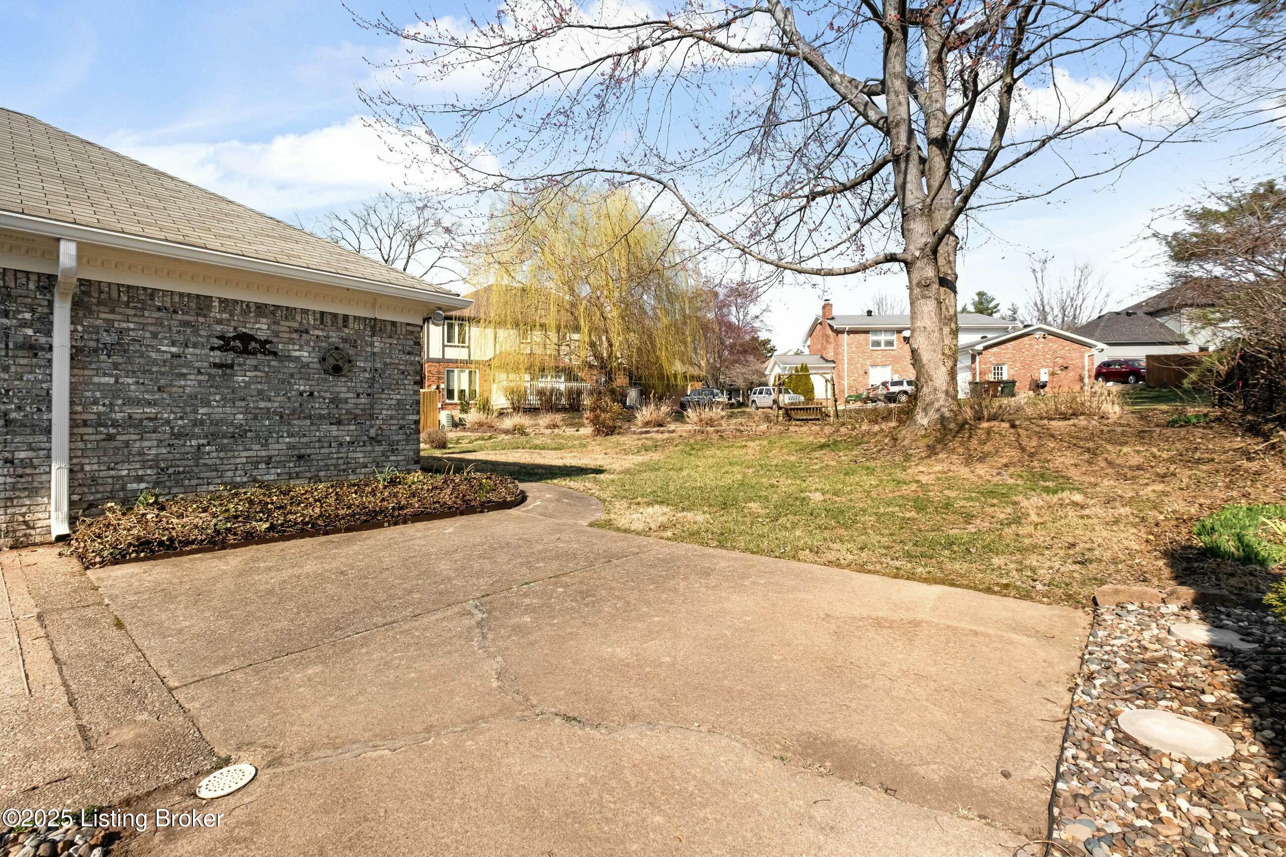 1911 Bainbridge Row Dr, Louisville, Kentucky image 43