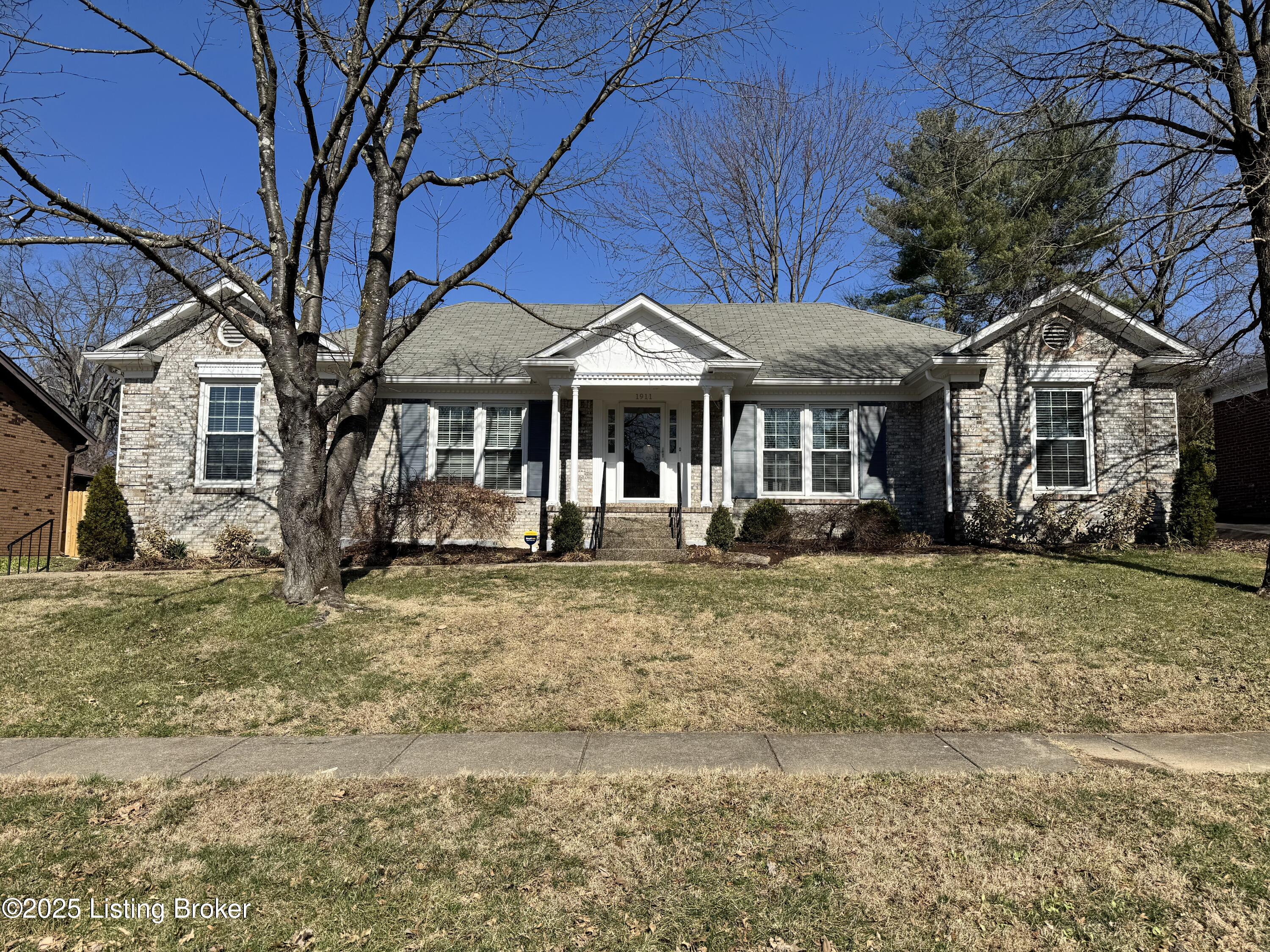 1911 Bainbridge Row Dr, Louisville, Kentucky image 1