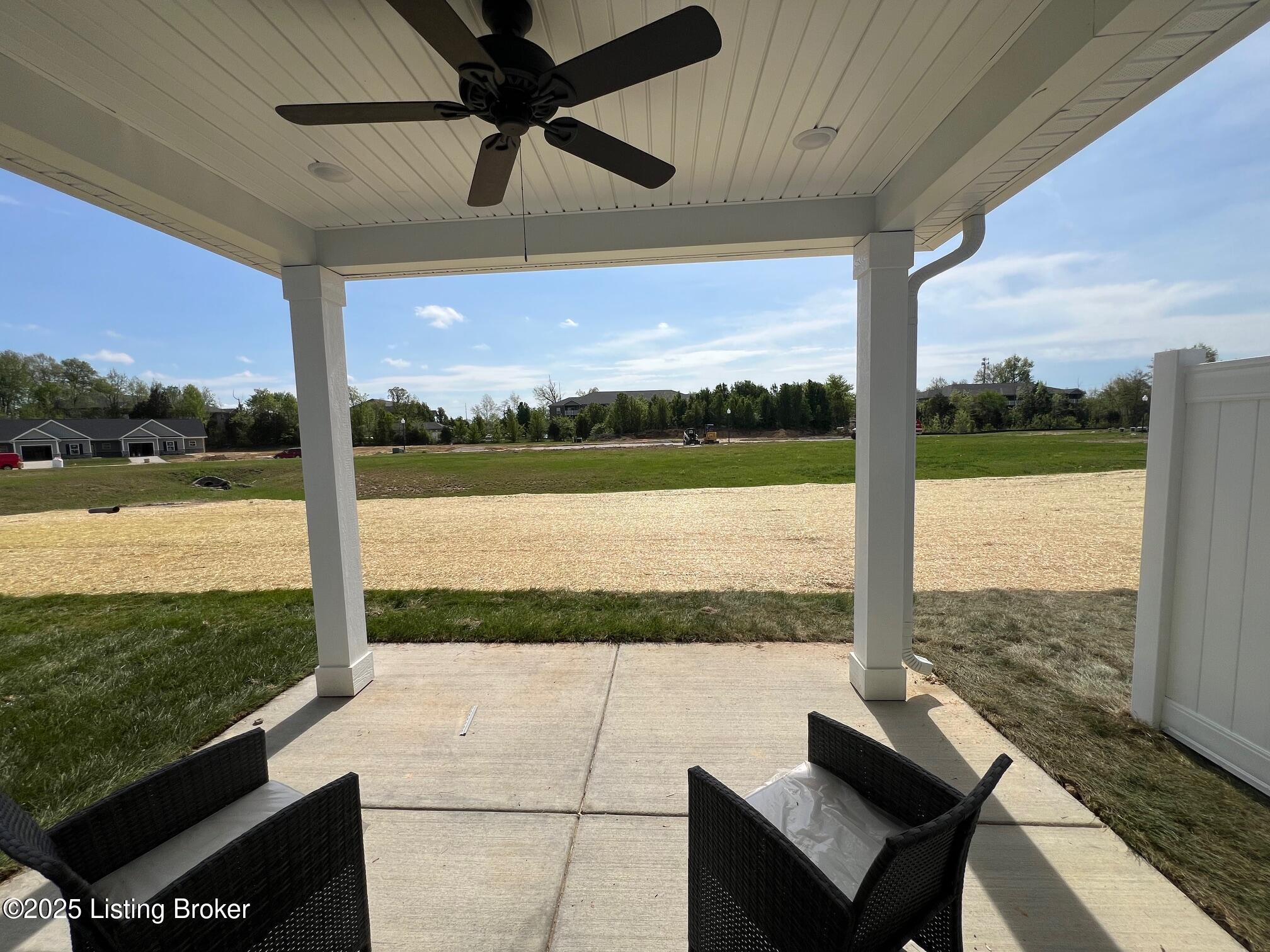 11015 Brookley Dr, Louisville, Kentucky image 7