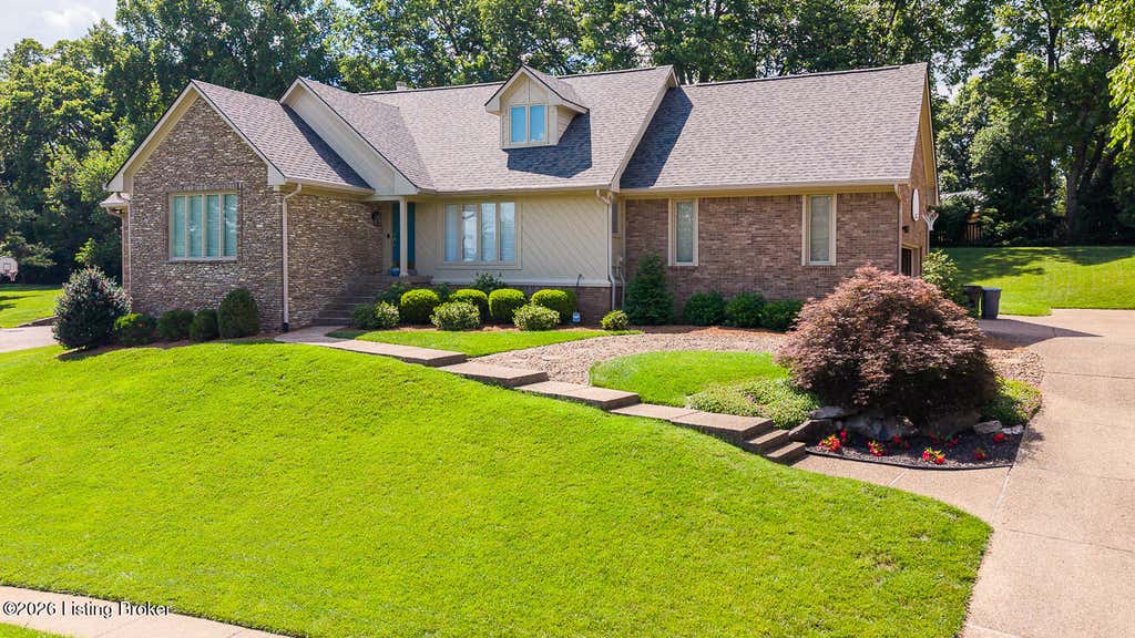 Photo of 4513 Wolfspring Dr, Louisville, KY 40241 (MLS # 1721627)