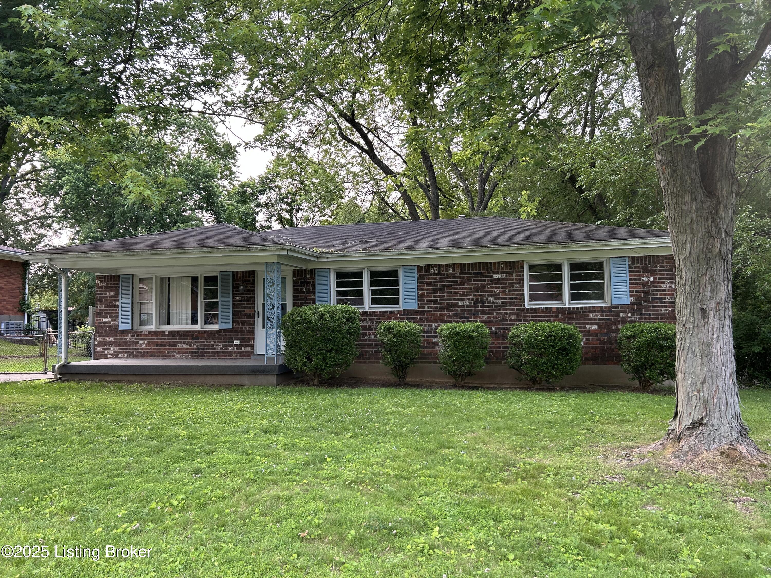9017 Wanlou Dr, Louisville, Pennsylvania image 1