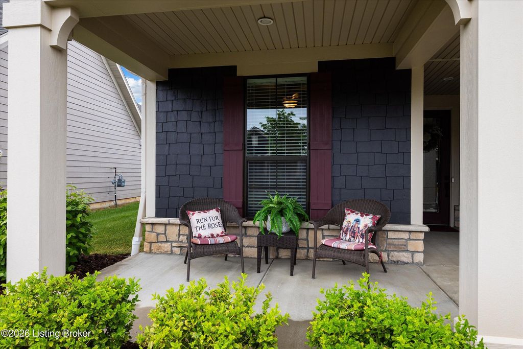 Photo of 2011 Dressage Cir, Louisville, KY 40245 (MLS # 1716068)