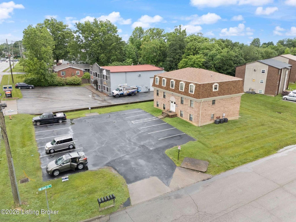 Photo of 712 Mount Tabor Rd #6, New Albany, IN 47150 (MLS # 1729434)