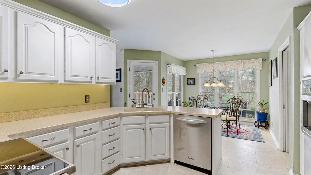 Photo of 5400 Highpoint Dr, Crestwood, KY 40014 (MLS # 1711984)