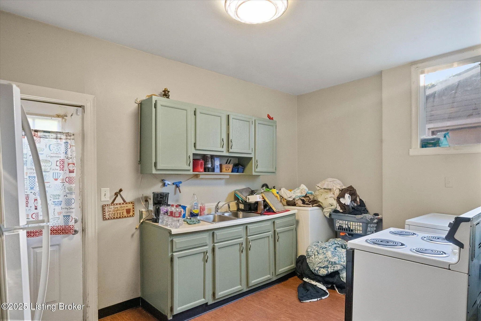 Louisville, Kentucky 40210, United States, 15 Bedrooms Bedrooms, ,15 BathroomsBathrooms,Residential,Active,217670