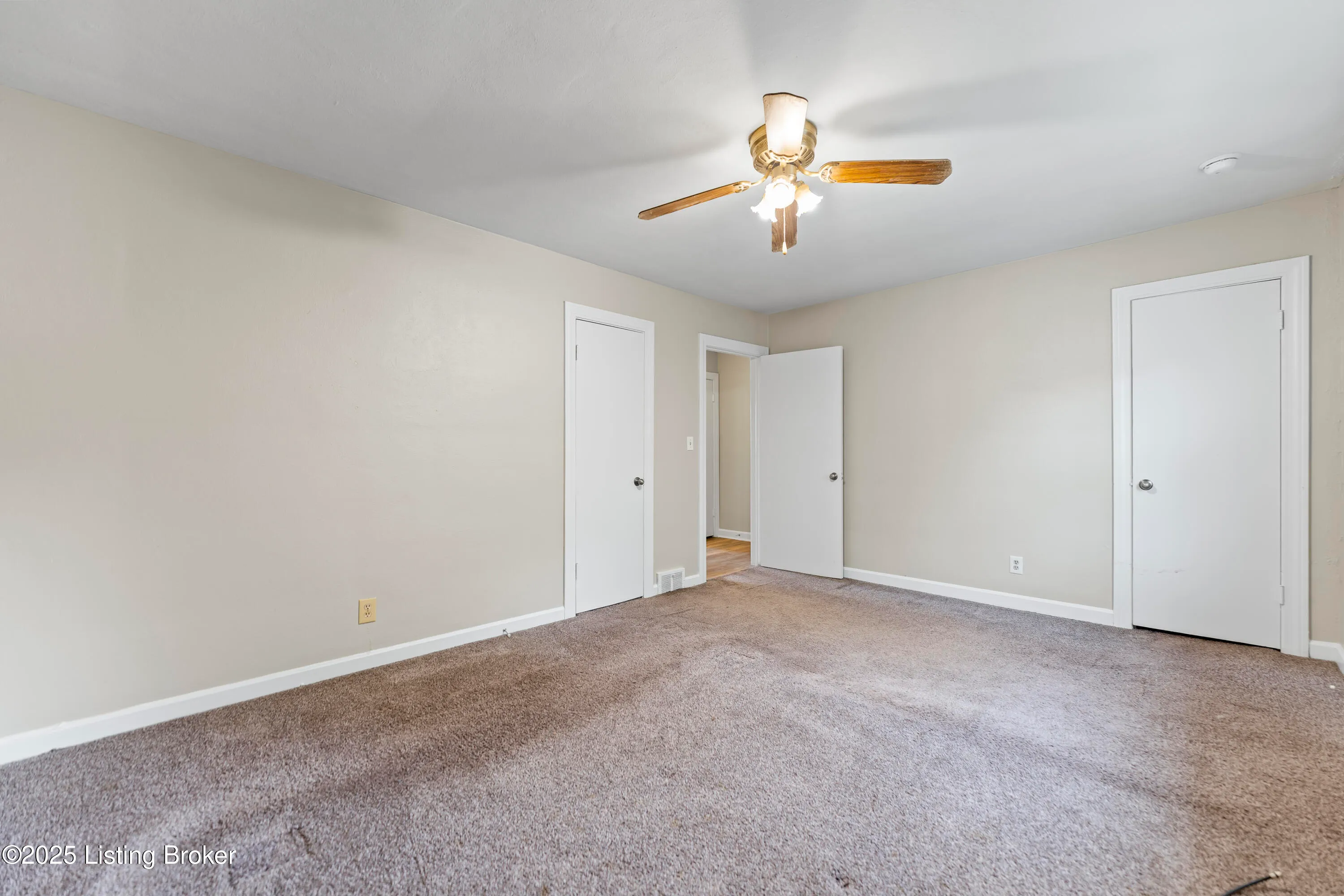 Louisville, Kentucky 40210, United States, 15 Bedrooms Bedrooms, ,15 BathroomsBathrooms,Residential,Active,217670