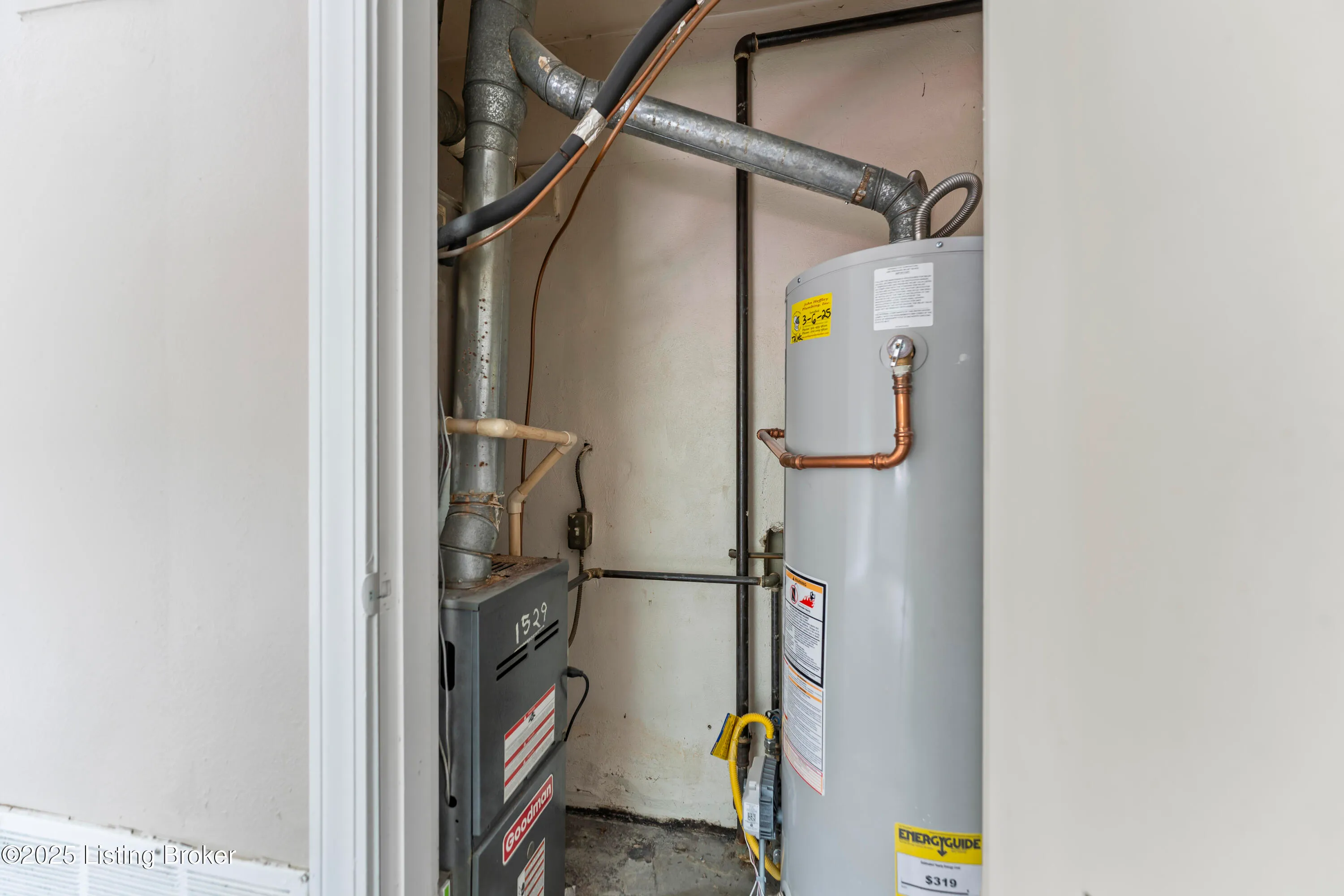 Louisville, Kentucky 40210, United States, 15 Bedrooms Bedrooms, ,15 BathroomsBathrooms,Residential,Active,217670