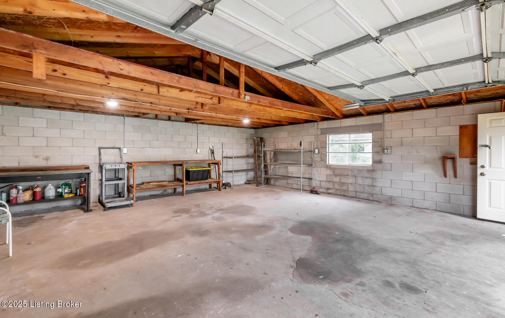 3009 Huberta Dr, Louisville, Pennsylvania image 33