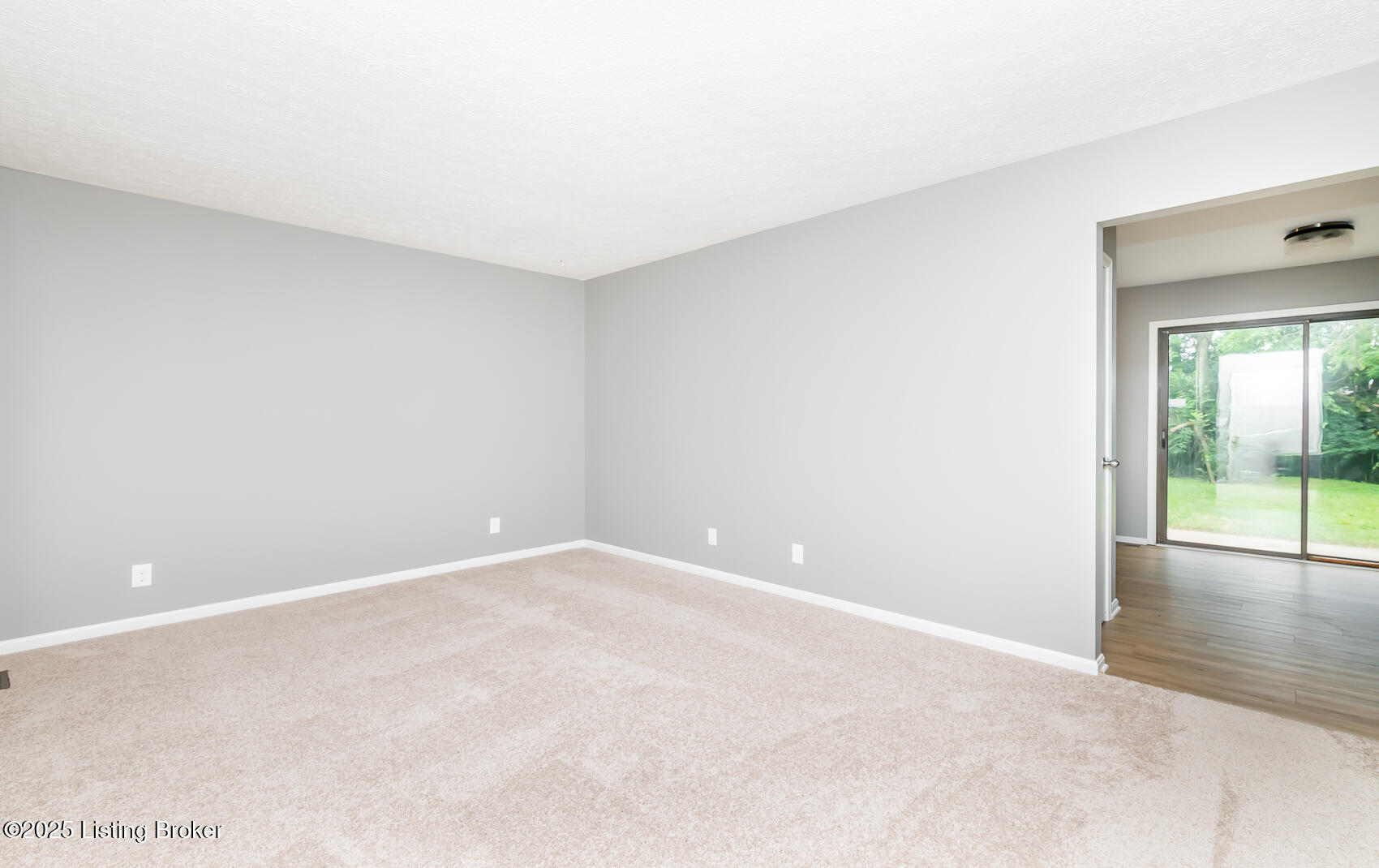 3009 Huberta Dr, Louisville, Pennsylvania image 9