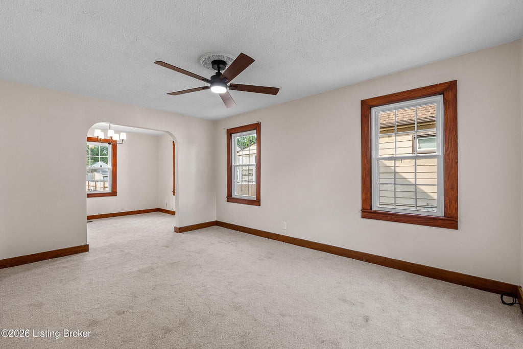 Photo of 834 Beecher St, Louisville, KY 40215 (MLS # 1729318)