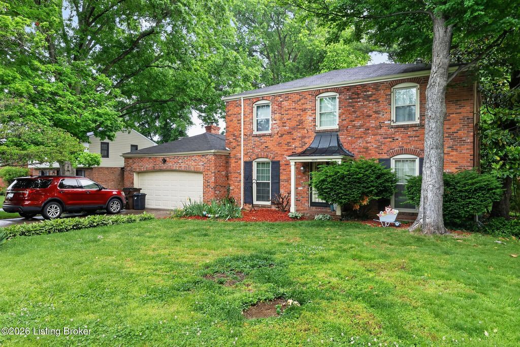 Photo of 3503 Pinecone Cir, Louisville, KY 40241 (MLS # 1718292)