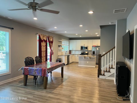 Tiny photo for 6107 Ledgerock Cove Pl, Louisville, KY 40219 (MLS # 1728963)