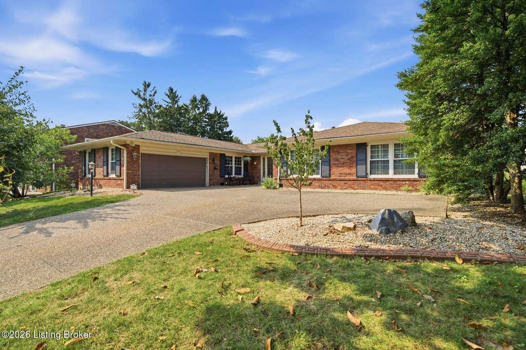 Photo of 1806 Kline Ct, Louisville, KY 40205 (MLS # 1726046)
