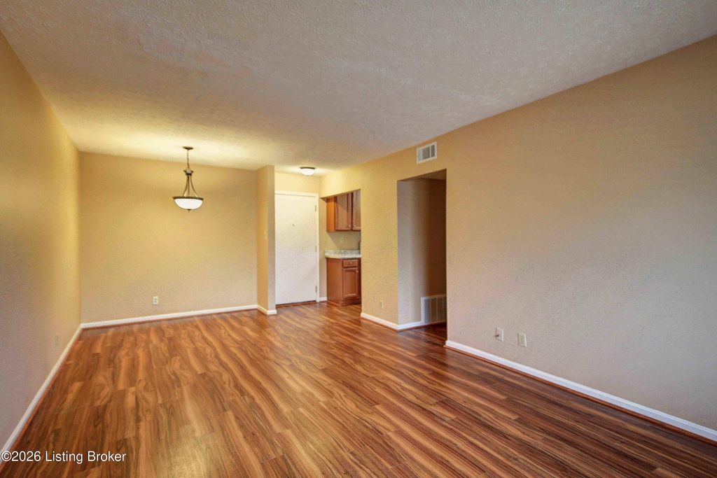 Photo of 2101 Speed Ave #6, Louisville, KY 40205 (MLS # 1710497)