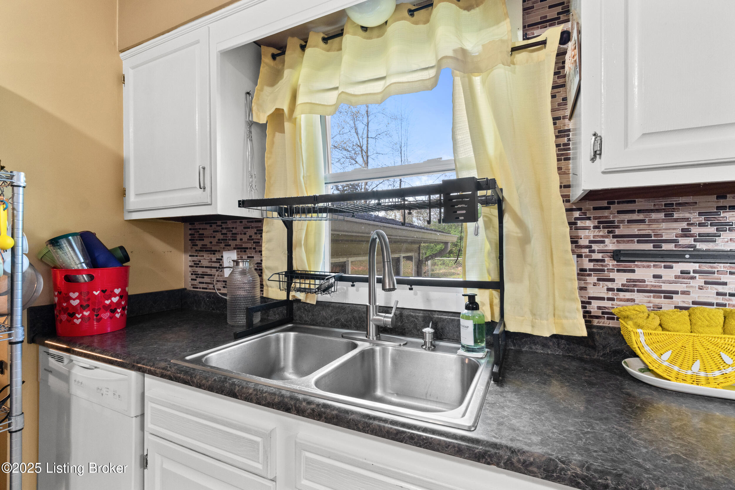4310 Chenny Ln, Louisville, Pennsylvania image 15
