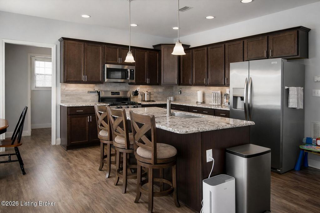 Photo of 332 White Cliffs Ln, Frankfort, KY 40601 (MLS # 1712691)