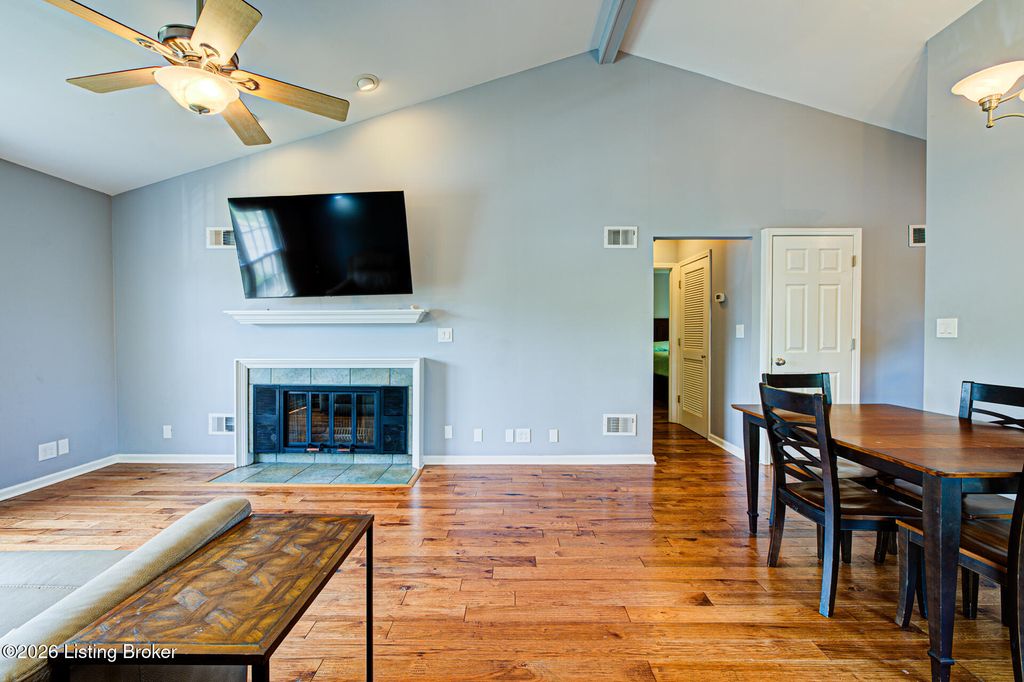 Photo of 636 Cobblestone Square #636, Louisville, KY 40223 (MLS # 1721840)