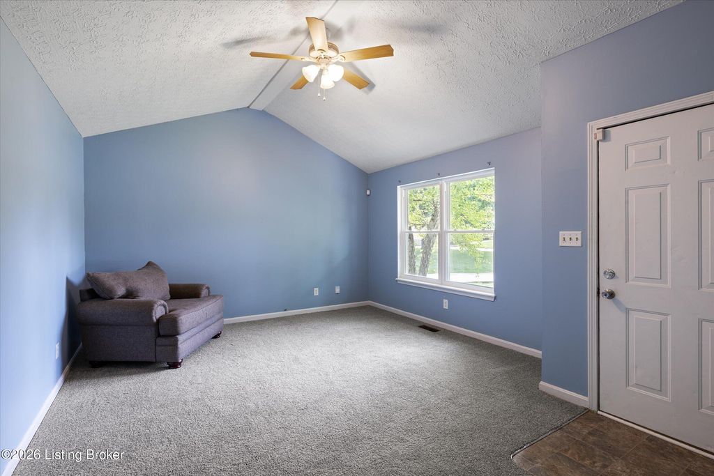 Photo of 1617 Hopkins Ct, La Grange, KY 40031 (MLS # 1718785)