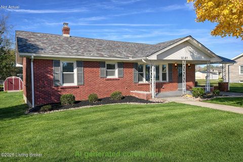 Photo of 1057 Robin Rd, Radcliff, KY 40160 (MLS # 1706448)