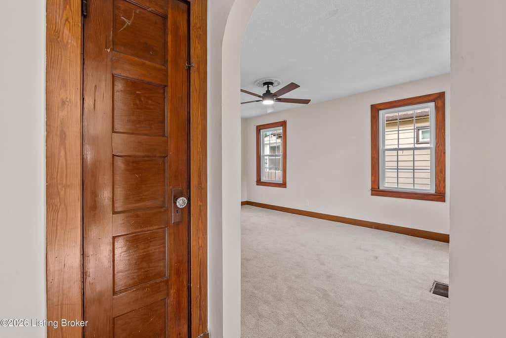 Photo of 834 Beecher St, Louisville, KY 40215 (MLS # 1726793)