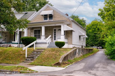 Photo of 1115 S 32nd St, Louisville, KY 40211 (MLS # 1705554)