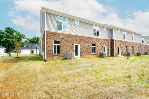 Tiny photo for 617 Burnett Farm Ln, Louisville, KY 40243 (MLS # 1729607)