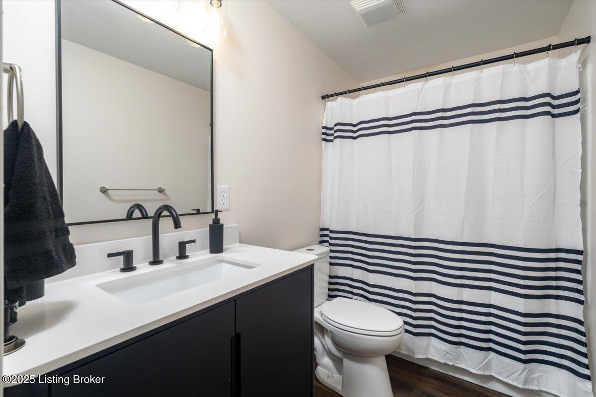 144 Starlite Ct, Louisville, Kentucky image 13