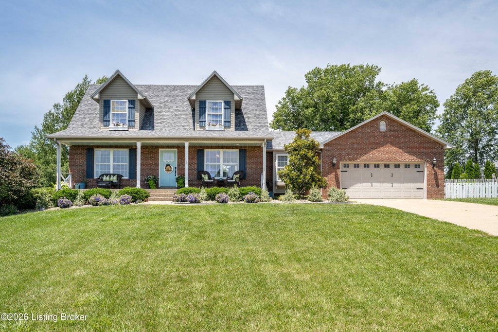 Photo of 179 Camara Ct, Elizabethtown, KY 42701 (MLS # 1731176)