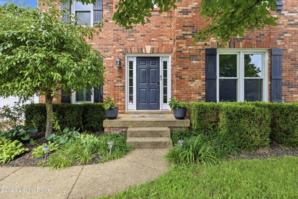 Photo of 11414 Whitney Hill Rd, Louisville, KY 40299 (MLS # 1724010)