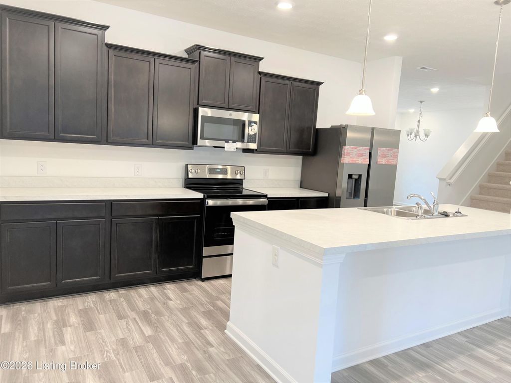 Photo of 17111 Meander Way, Louisville, KY 40245 (MLS # 1719884)