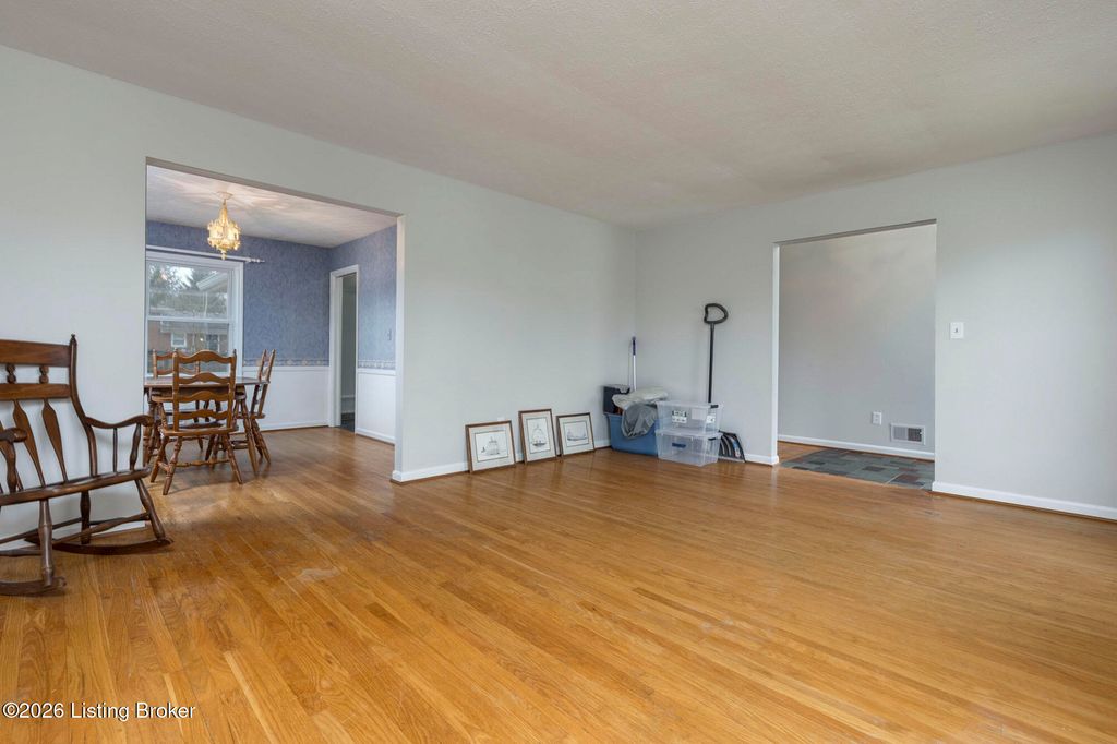 Photo of 2611 Welsford Way, Louisville, KY 40242 (MLS # 1715638)