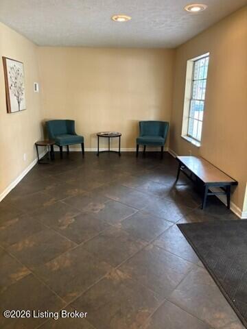 Photo of 165 Thierman Ln #208, Louisville, KY 40207 (MLS # 1721803)