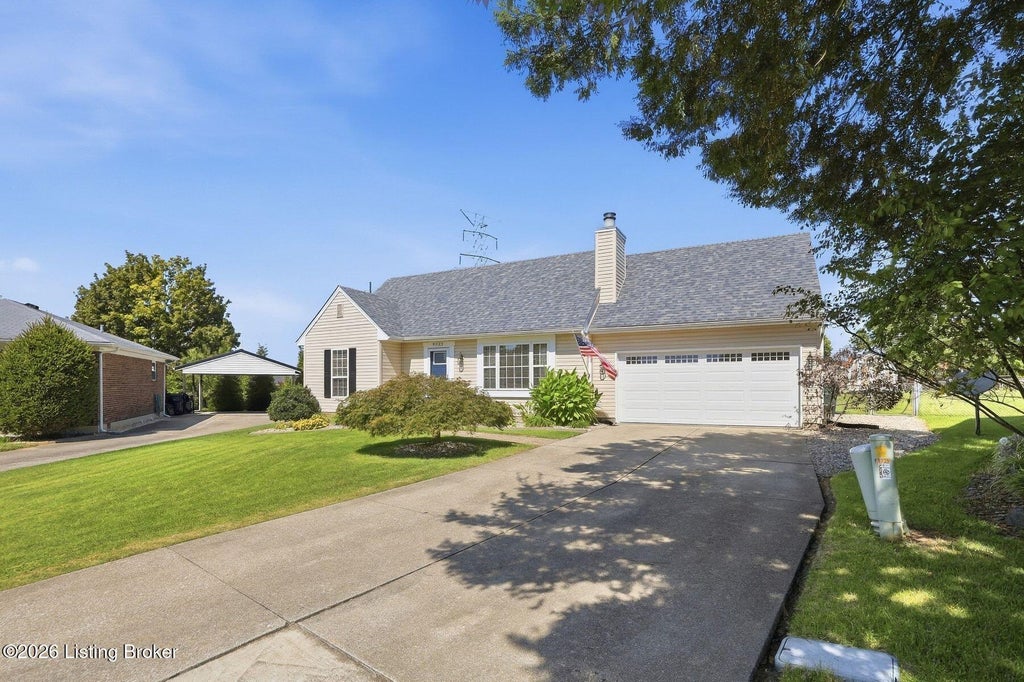 Photo of 9323 Villa Fair Ct, Louisville, KY 40291 (MLS # 1729154)