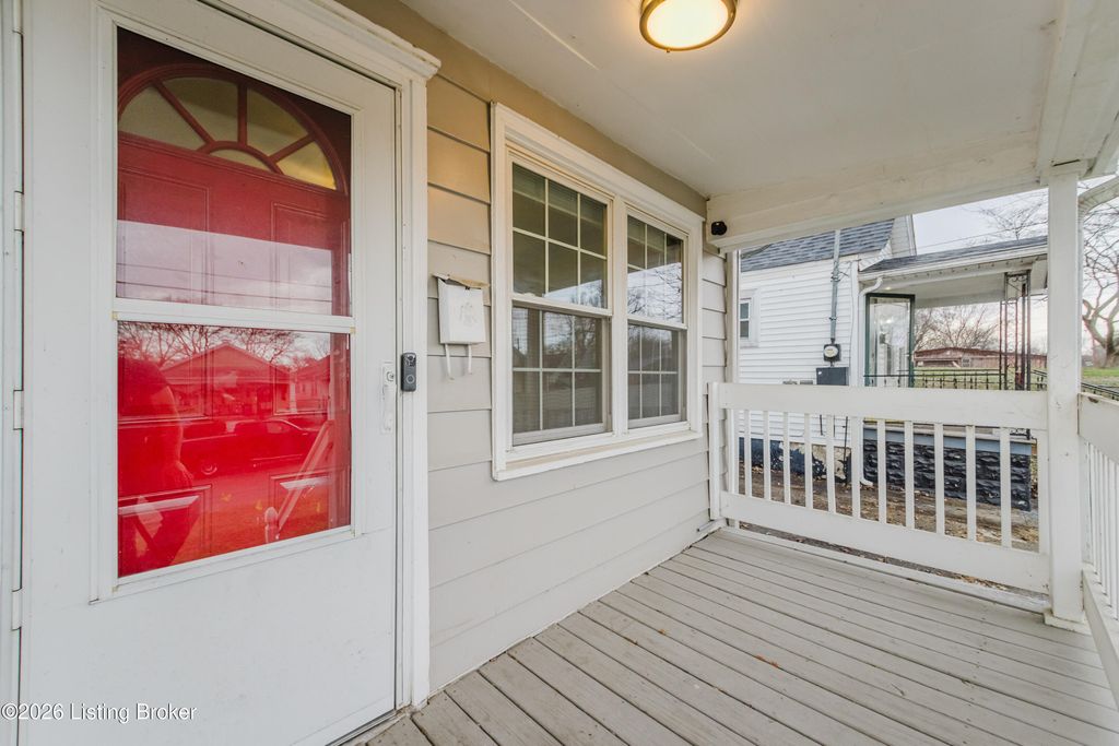 Photo of 810 Weller Ave, Louisville, KY 40208 (MLS # 1709473)