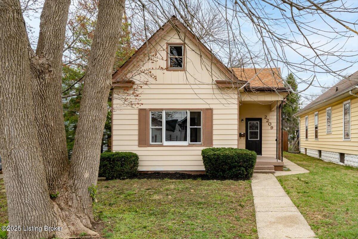 2209 Shelby St, New Albany, Pennsylvania image 2
