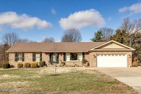 Photo of 112 Venetian Way, Bardstown, KY 40004 (MLS # 1705661)