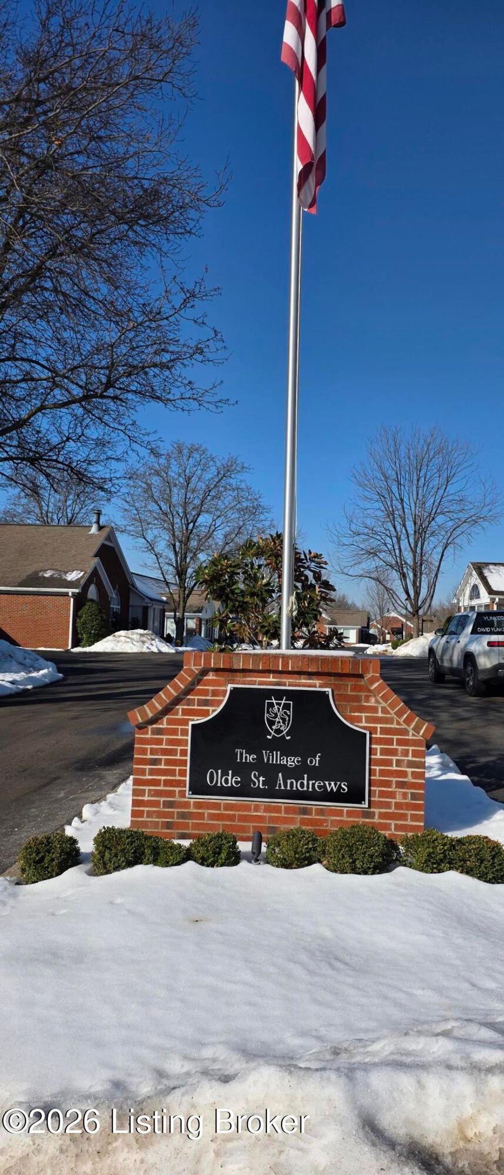 Photo of 8039 Saint Andrews Village Dr, Louisville, KY 40242 (MLS # 1708747)