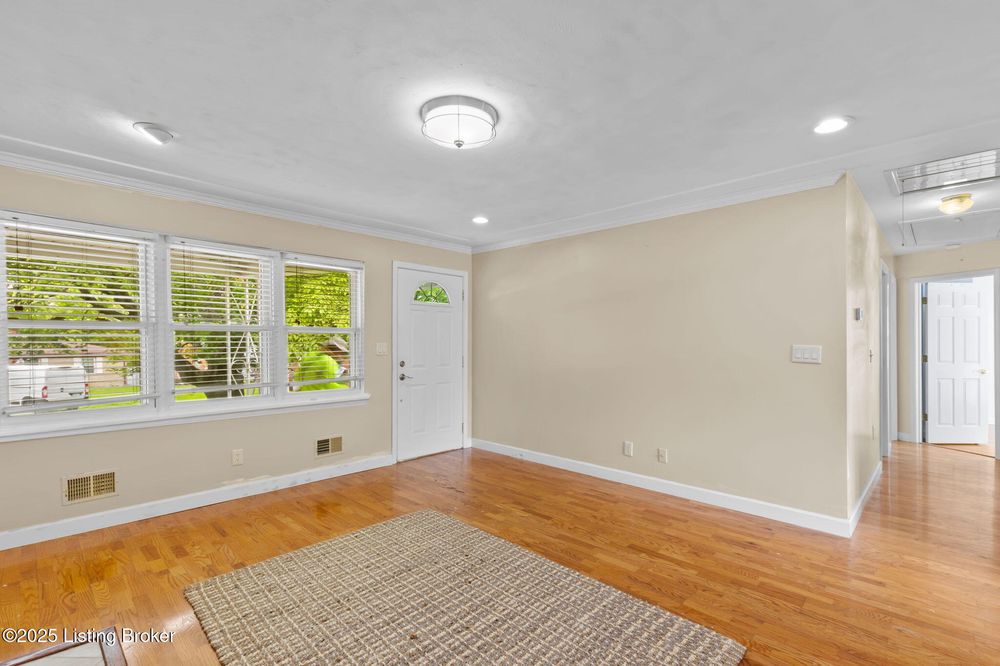 9616 Caven Ave #9, Louisville, Pennsylvania image 9