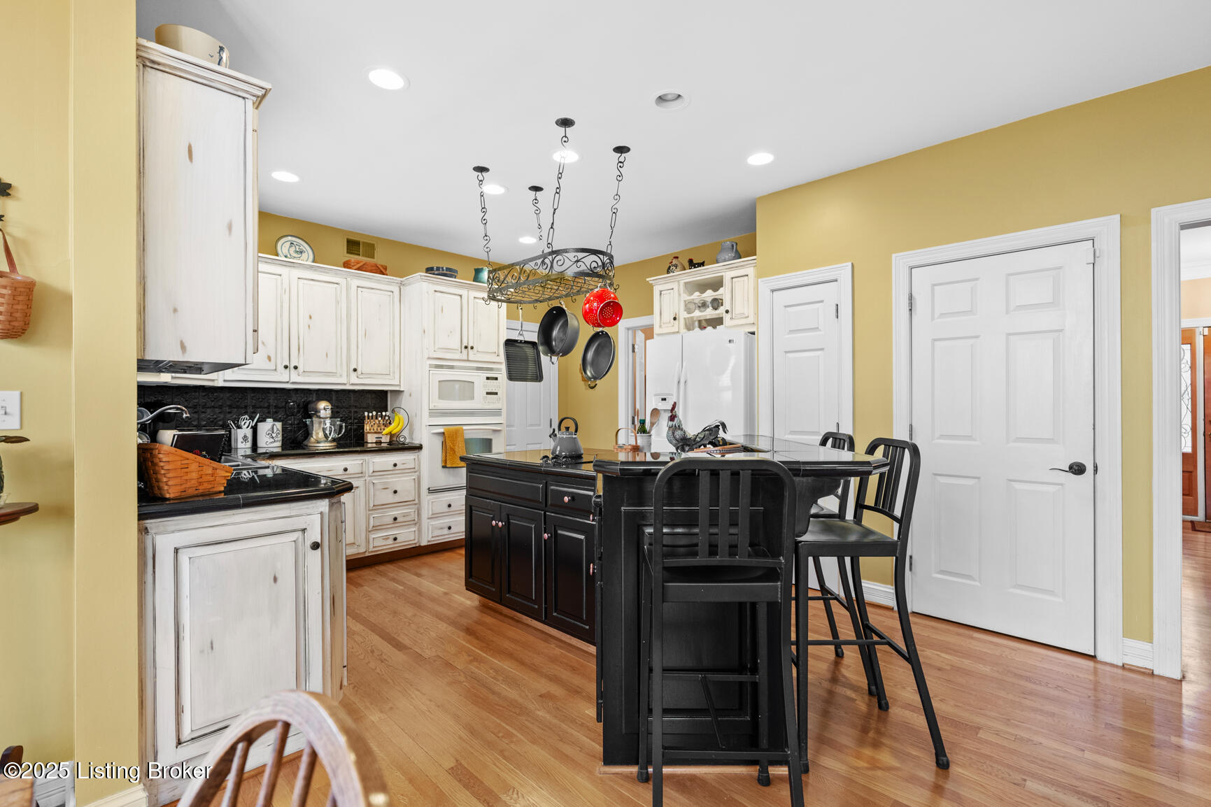 14019 Hickory Ridge Rd, Louisville, Kentucky image 6